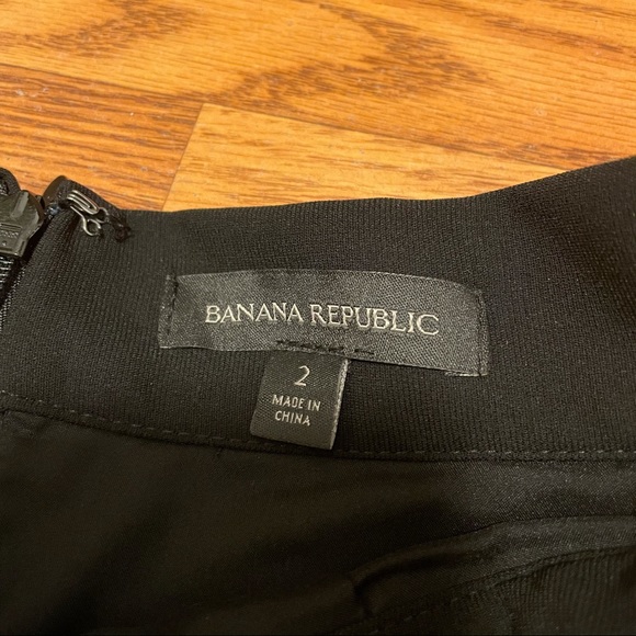 Black and white Banana Republic midi skirt - Picture 4 of 5